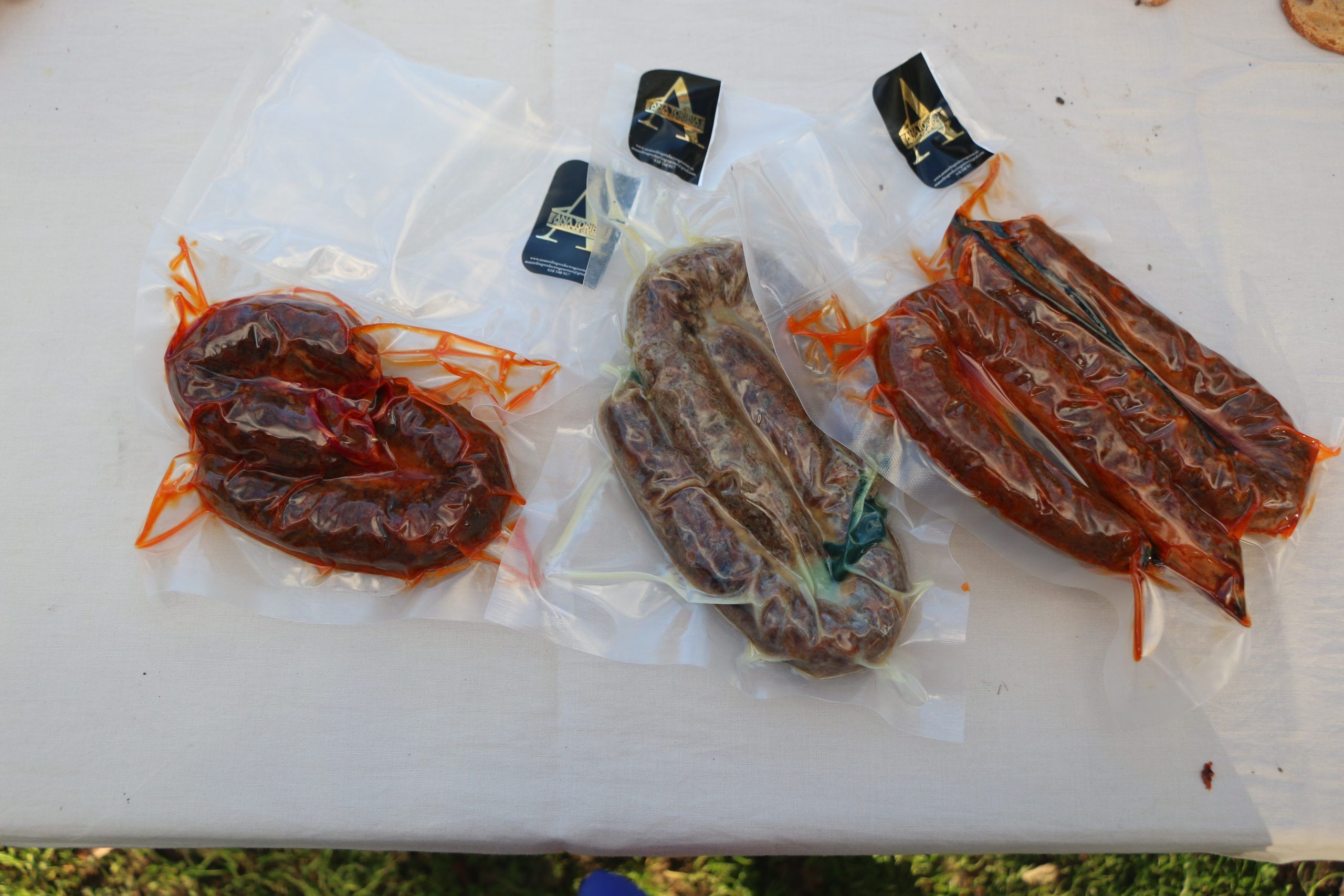 Ana Toribia Productos Gourmet - Jamones, paletas y embutidos en Aracena